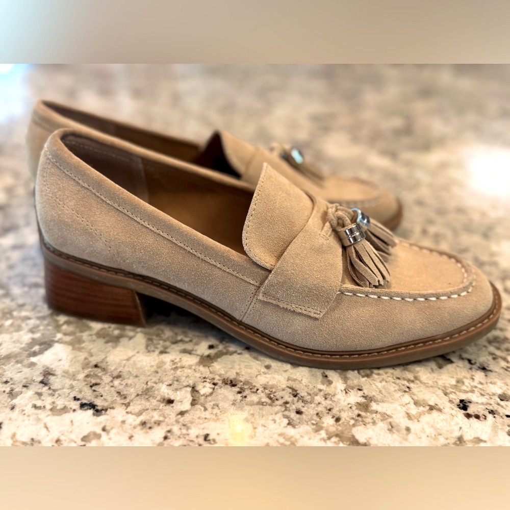 Steve Madden Tan Suede Loafers